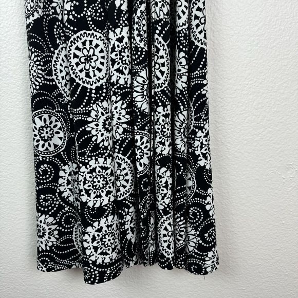 Harold’s Floral Mandala Midi Wrap Dress 3/4 Sleeve Black White 0 - Picture 4 of 16